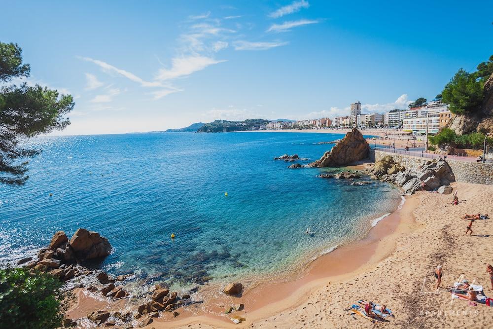Hotel Maremagnum Lloret de Mar Bagian luar foto