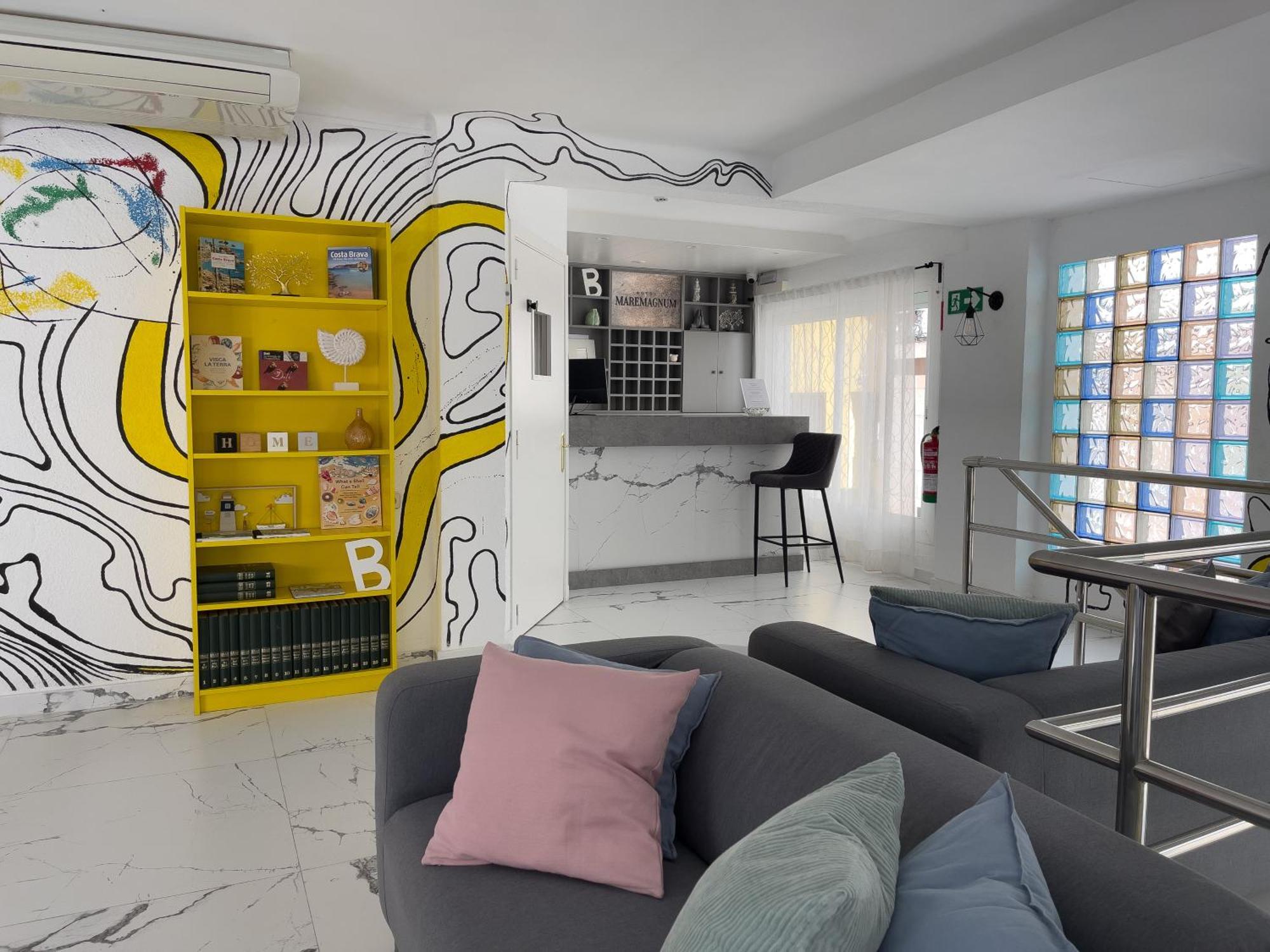 Hotel Maremagnum Lloret de Mar Bagian luar foto