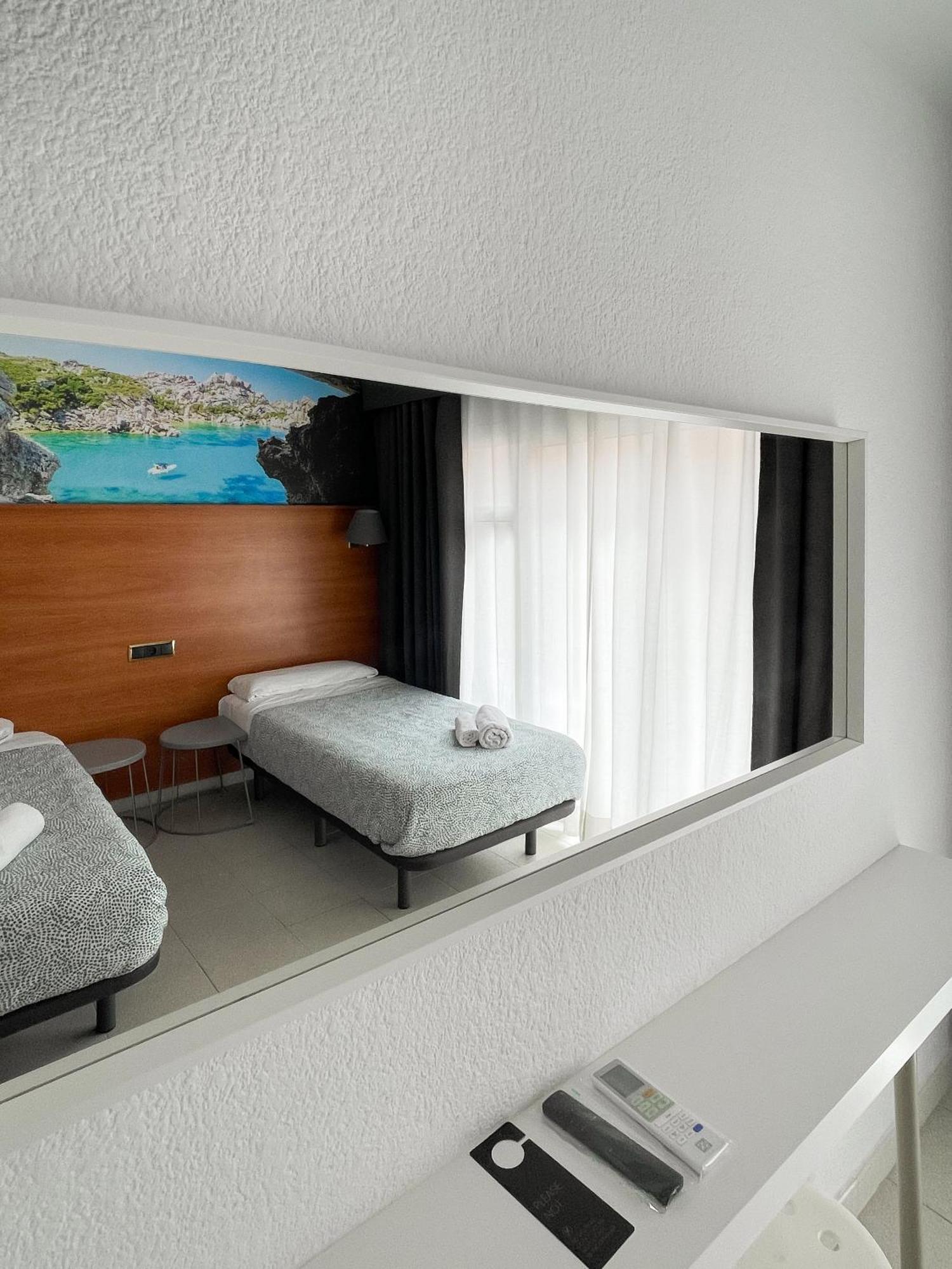 Hotel Maremagnum Lloret de Mar Bagian luar foto