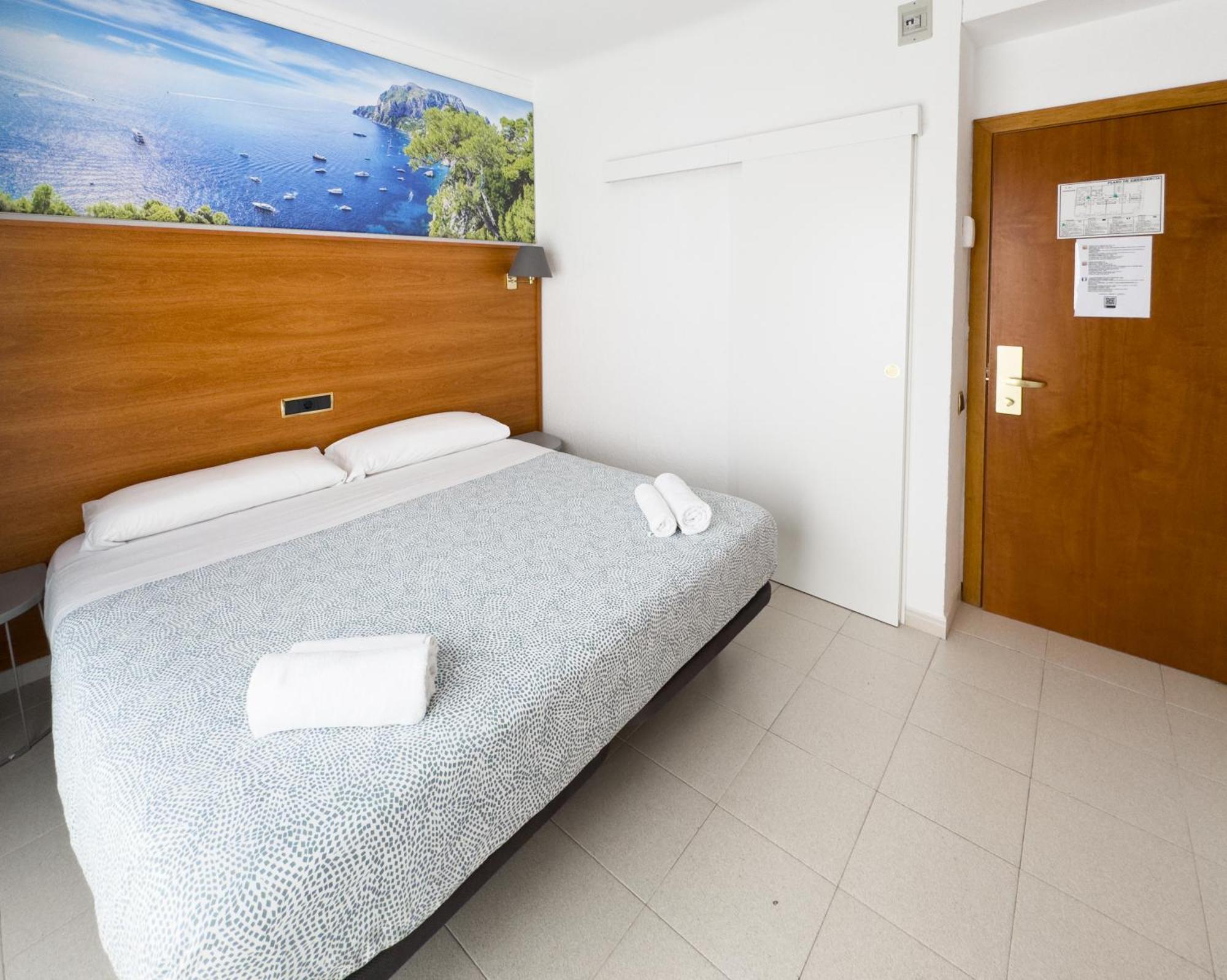 Hotel Maremagnum Lloret de Mar Bagian luar foto