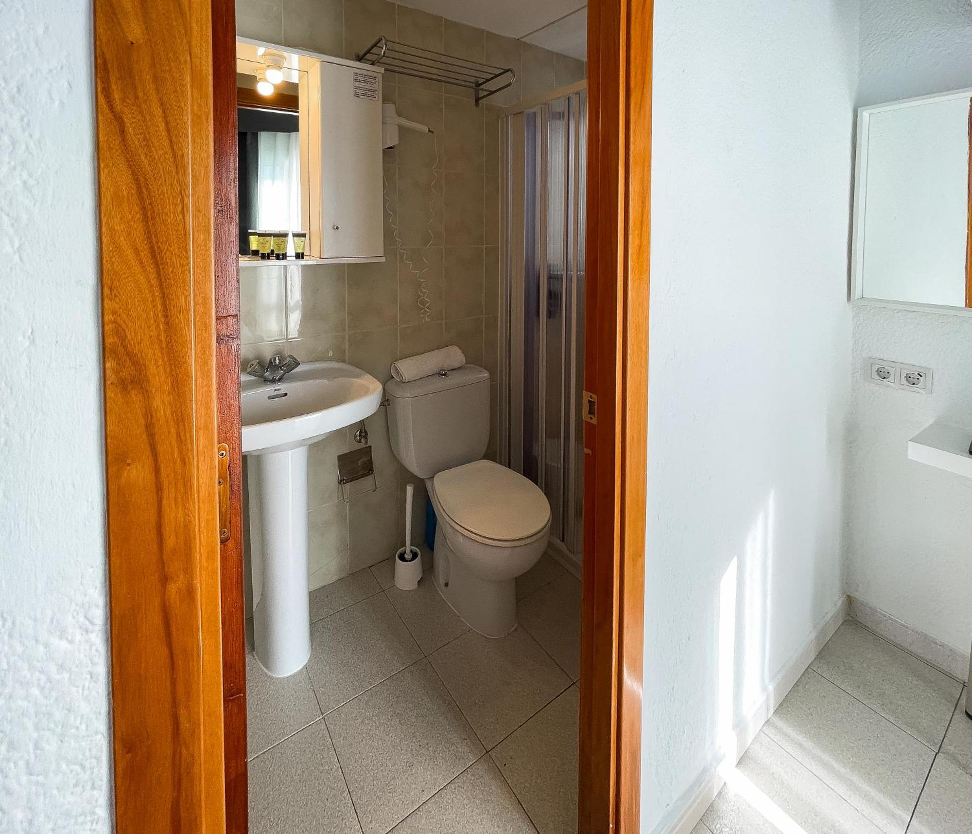 Hotel Maremagnum Lloret de Mar Bagian luar foto