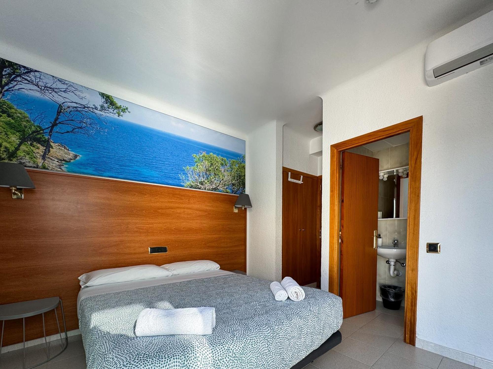 Hotel Maremagnum Lloret de Mar Bagian luar foto